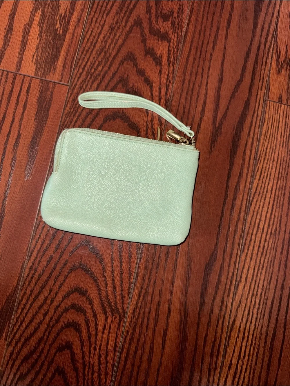 N/A compact wristlet